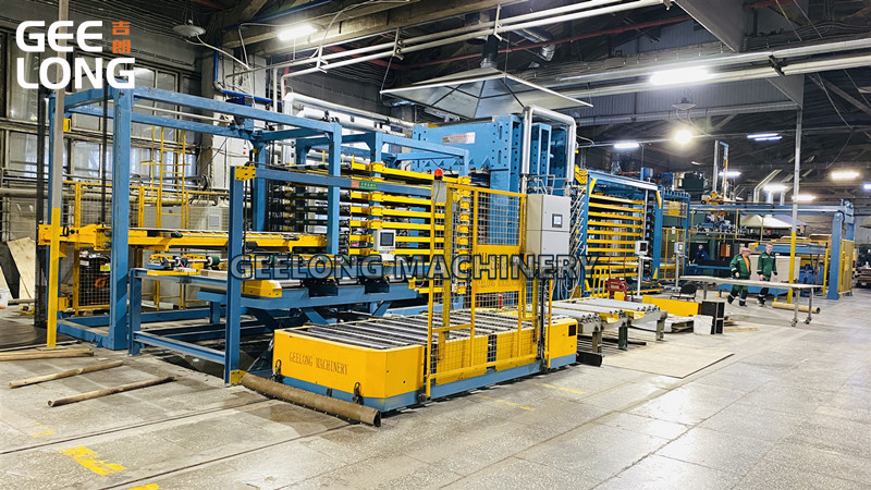 M&aacute;y &eacute;p n&oacute;ng v&aacute;n &eacute;p mặt phim (1)