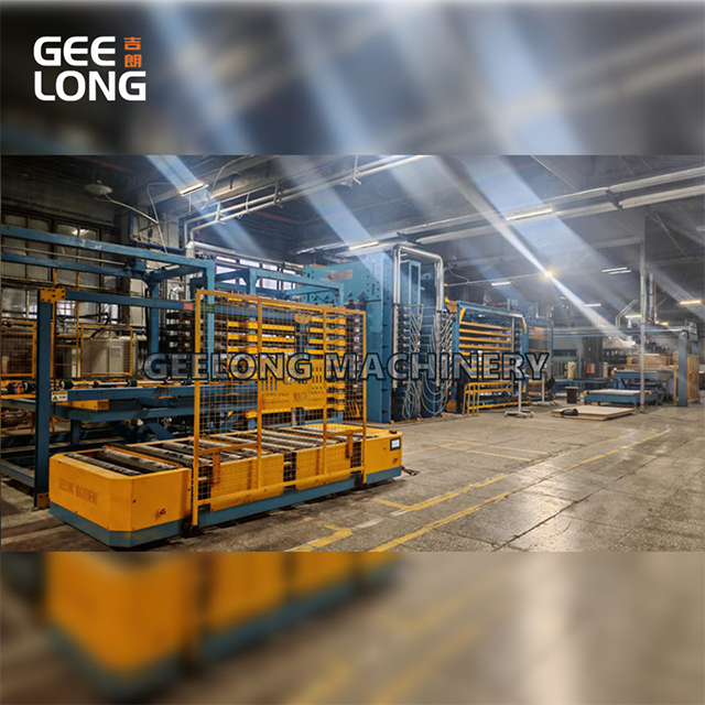 Dây chuyền ép ván ép phủ phim hoàn toàn tự động với hệ thống cấp liệu dọc