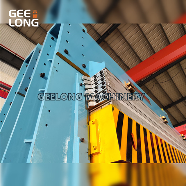 Máy ép nóng cán gỗ dán phủ phim 800T