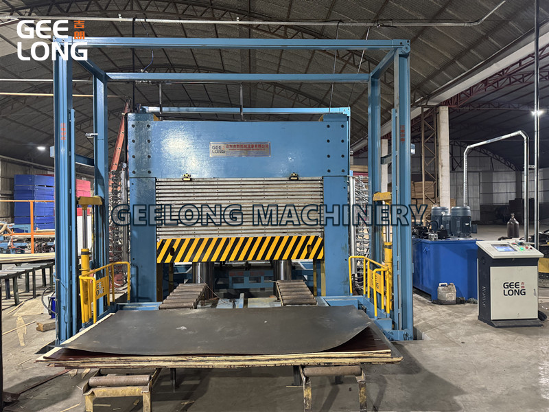 M&aacute;y &eacute;p n&oacute;ng mặt phim 5x5-ft (7)